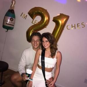 Meet your Posher, Aaron